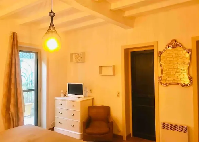 Villa Mas Piscine Au Milieu Des Vignes Avec Vue Magique *